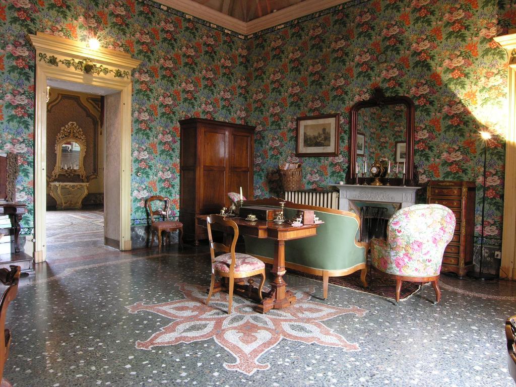 Castello Sannazzaro B&B Giarole Luaran gambar