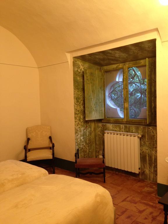 Castello Sannazzaro B&B Giarole Luaran gambar